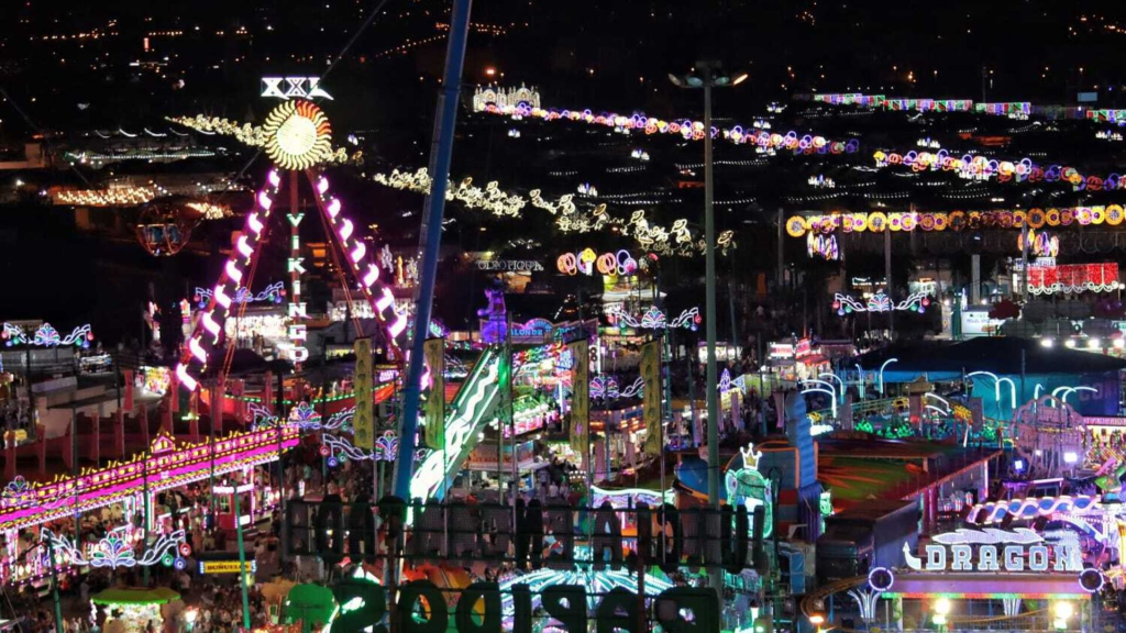 Las atracciones preferidas de la Feria de Málaga, en fotos