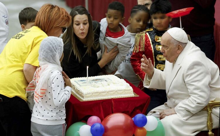  El Papa celebra su 87 cumpleaños con una fiesta circense y rodeado de niños