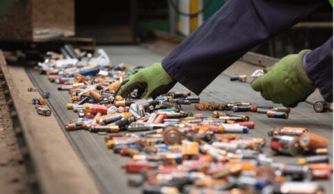 SEGUROS PARA  EL RECICLAJE DE BATERIAS DE LITIO
