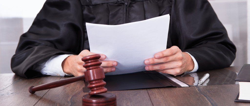 potestad discrecional para cancelar licencias
