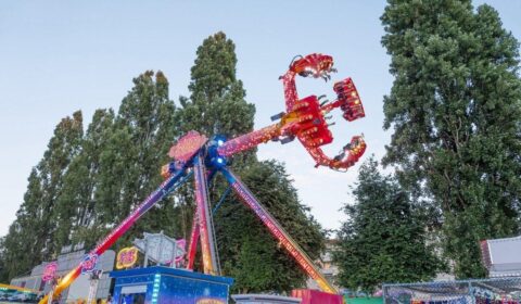 «¿Por qué en las fiestas populares no se pueden instalar atracciones de feria pero en la Navidad sí?»