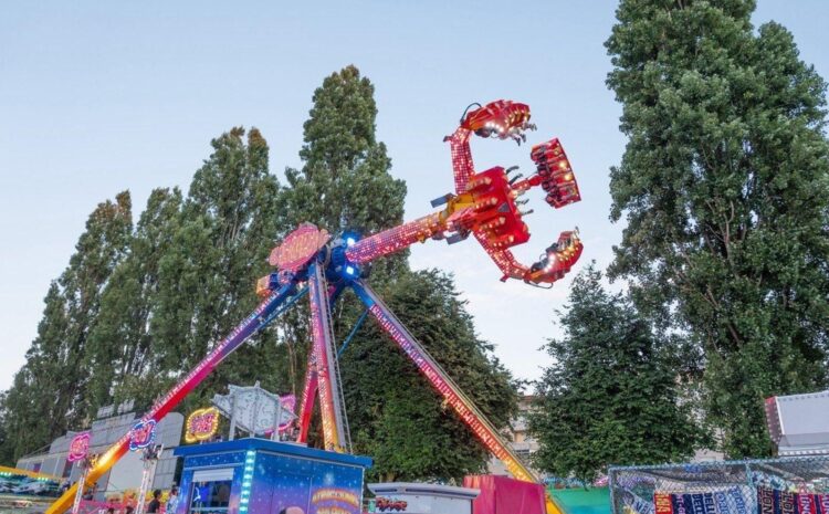  «¿Por qué en las fiestas populares no se pueden instalar atracciones de feria pero en la Navidad sí?» 