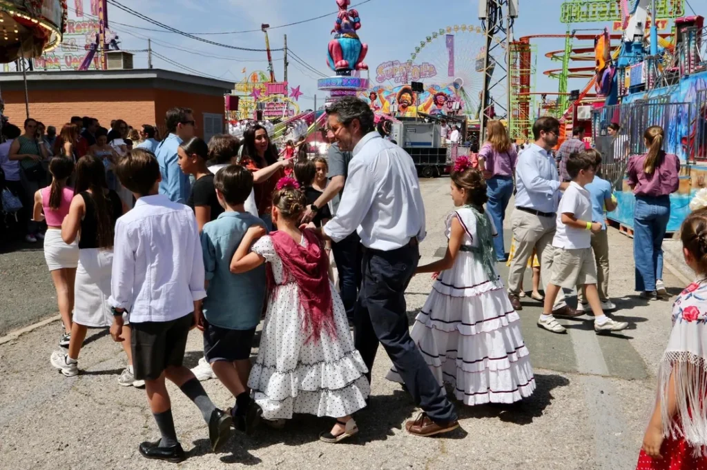 Algunas imágenes de la Calle del Infierno, llena de color, alegria y visitantes.