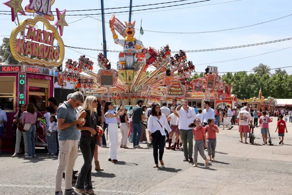 Algunas imágenes de la Calle del Infierno, llena de color, alegria y visitantes. 7