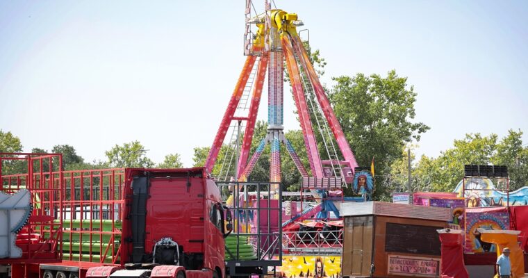 Ya huele a Feria de Abril en Ciudad Real 2026 : el Parque Industrial Avanzado se llena de casetas y atracciones
