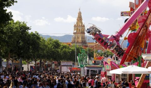 De lo tradicional a lo extremo: así han cambiado las atracciones de la Feria de Córdoba