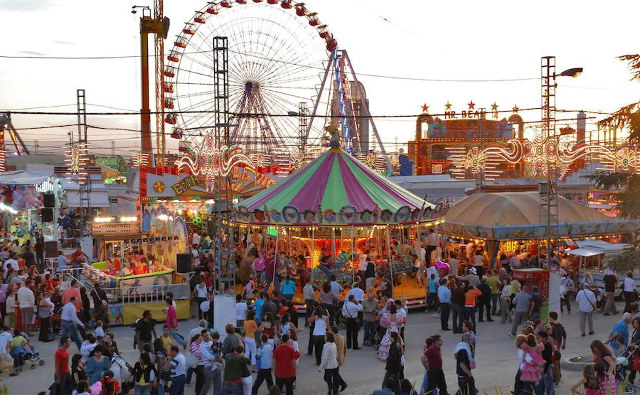 Estas son las 51 atracciones de la feria de Granada