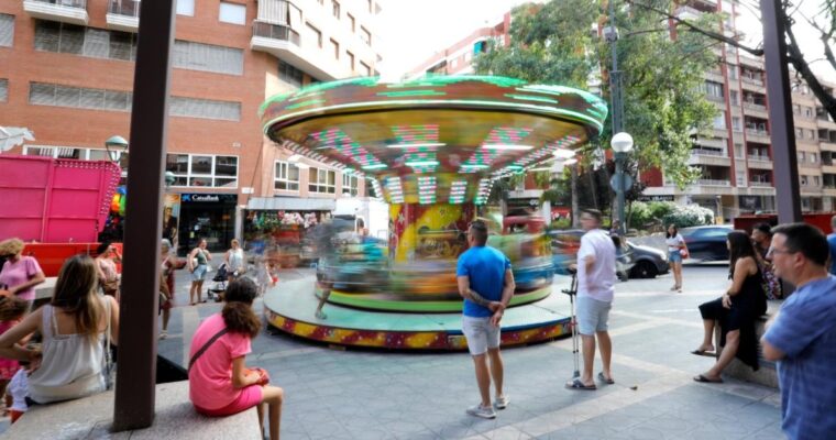 Tarragona contratará una empresa para inspeccionar atracciones e hinchables en las fiestas de barrio