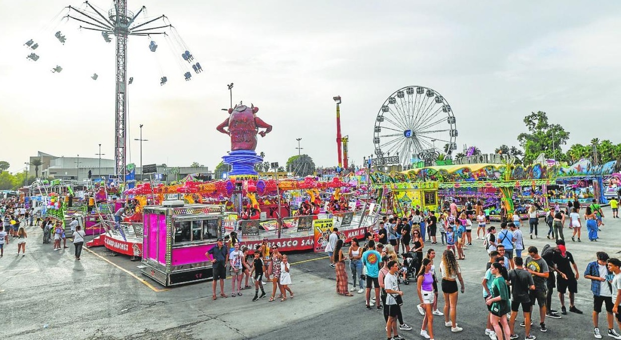 Feria de Murcia 2026 en La Fica se prepara para abrir con 59 atracciones y varios regresos