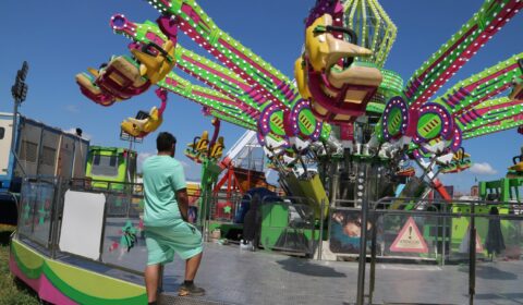 Los feriantes del Poblenou salvan su tradicional feria tras un acuerdo ‘in extremis’ con el Ayuntamiento de Barcelona