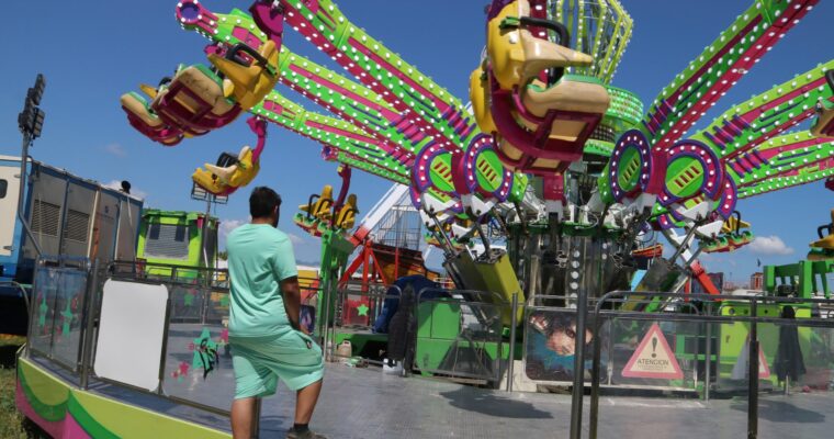 Los feriantes del Poblenou salvan su tradicional feria tras un acuerdo ‘in extremis’ con el Ayuntamiento de Barcelona
