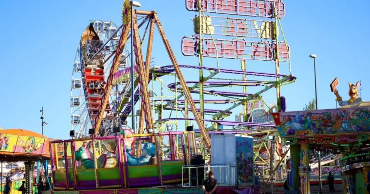 Atracciones, precios y horarios del recinto ferial de Valdespartera durante las fiestas del Pilar de Zaragoza